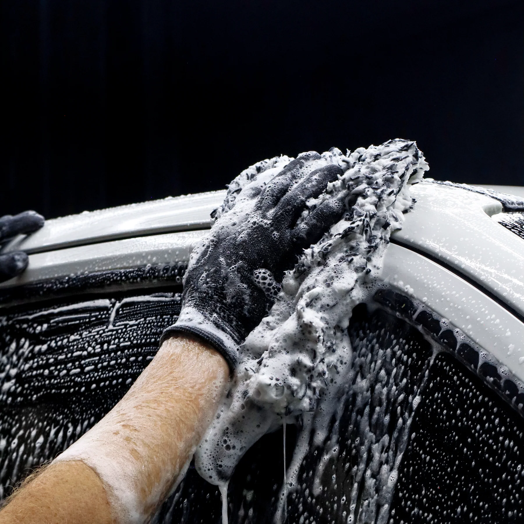 Microfiber Wash Mitt For Sale - Image 4